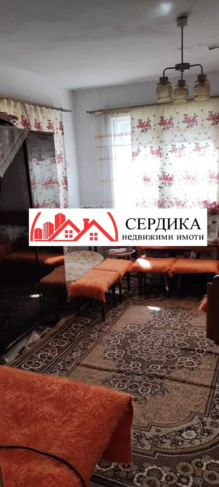 Продава КЪЩА, гр. Сливница, област София област, снимка 2 - Къщи - 48575292