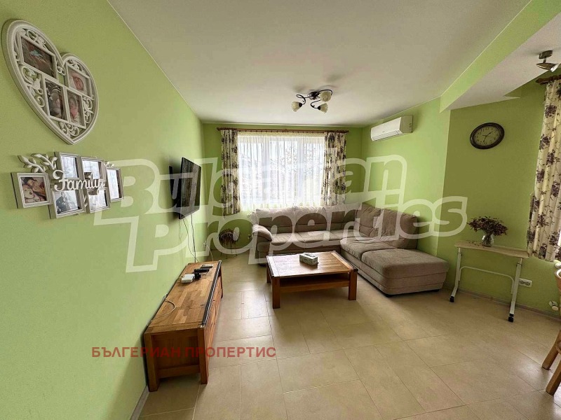 Продава КЪЩА, гр. Балчик, област Добрич, снимка 8 - Къщи - 52155046