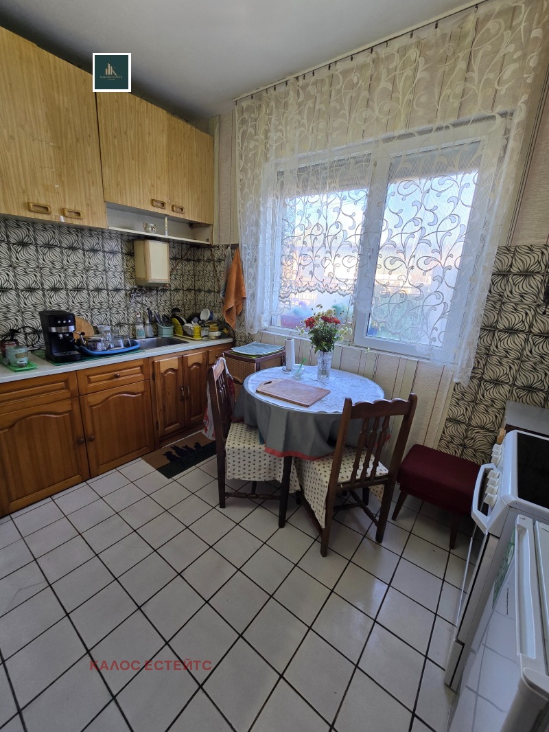 Продава КЪЩА, гр. София, Враждебна, снимка 5 - Къщи - 52444712