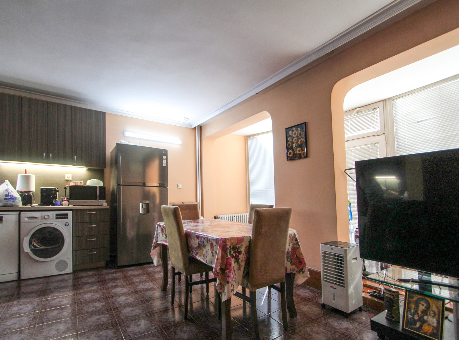 Продава 3-СТАЕН, гр. София, Оборище, снимка 4 - Апартаменти - 54246057