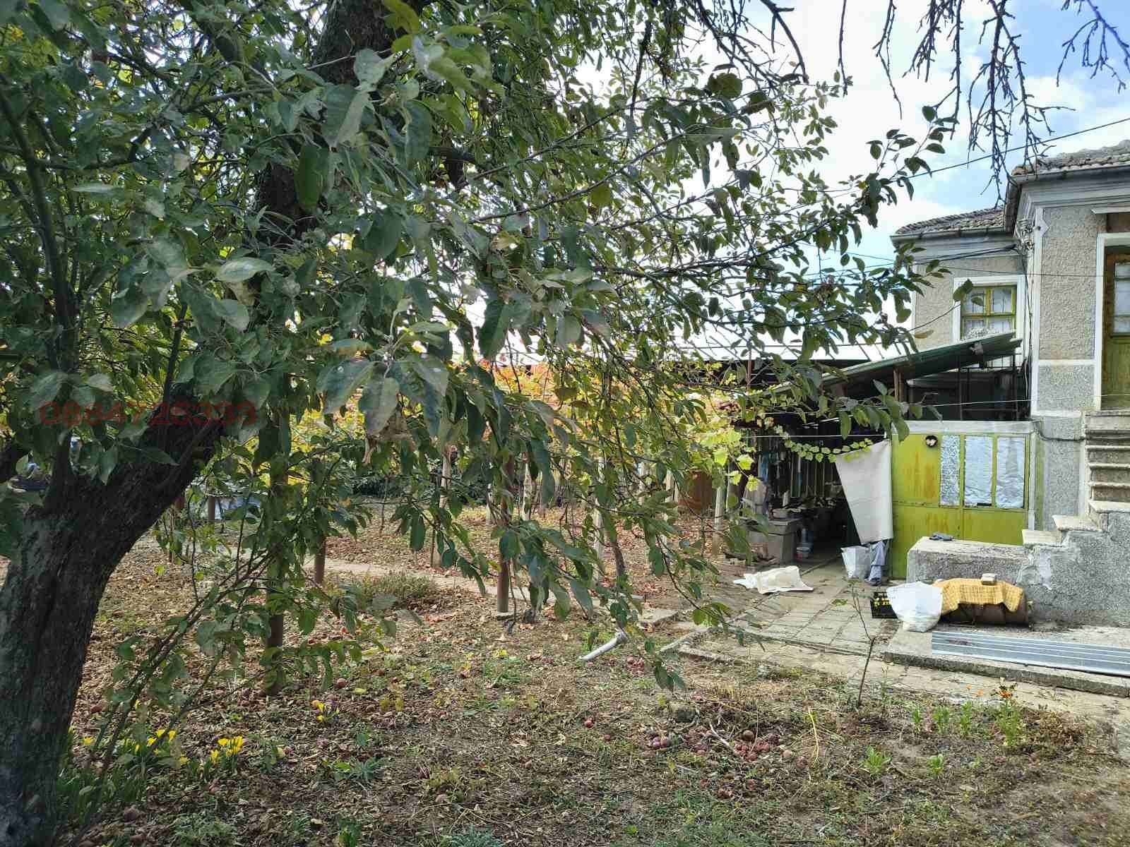 Продава КЪЩА, с. Тръница, област Шумен, снимка 13 - Къщи - 56644129