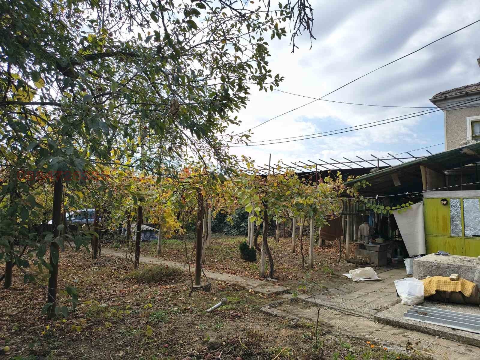 Продава КЪЩА, с. Тръница, област Шумен, снимка 9 - Къщи - 56644129