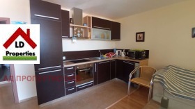 2 bedroom k.k. Zlatni pyasatsi, Varna 2