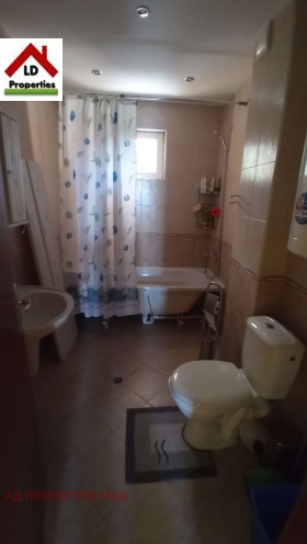 2 bedroom k.k. Zlatni pyasatsi, Varna 6