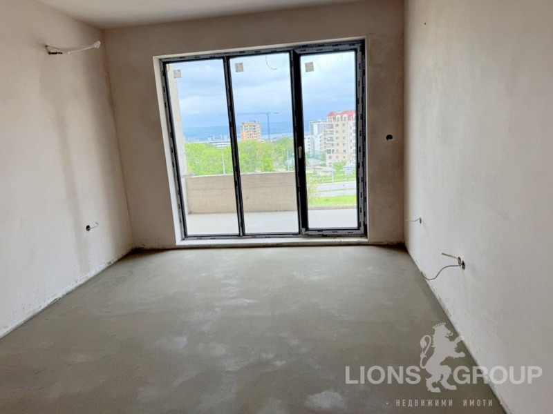Na prodej  1 ložnice Varna , Vazraždane 2 , 74 m2 | 65108622
