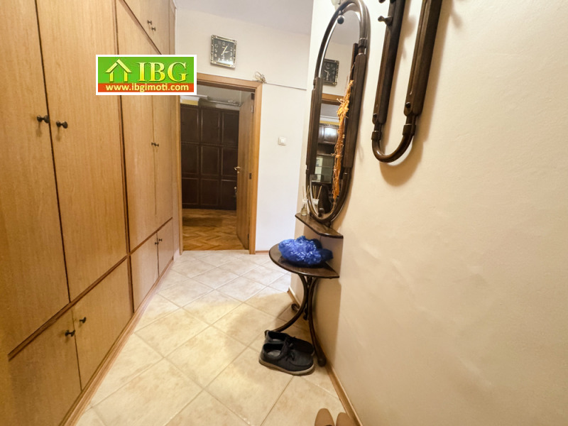 Продава  2-стаен град Русе , Възраждане , 60 кв.м | 37505095 - изображение [9]