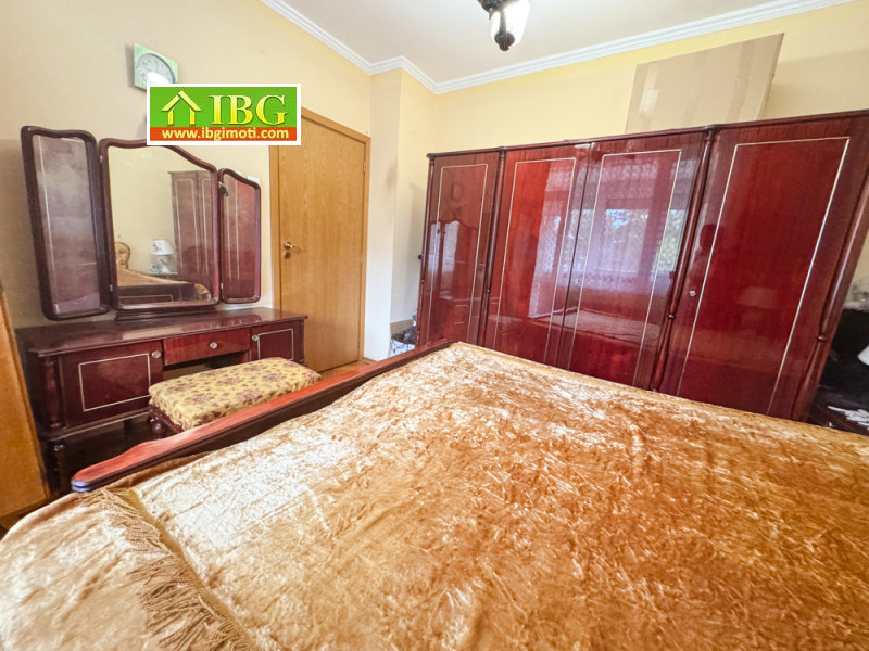 Продава  2-стаен град Русе , Възраждане , 60 кв.м | 37505095 - изображение [11]