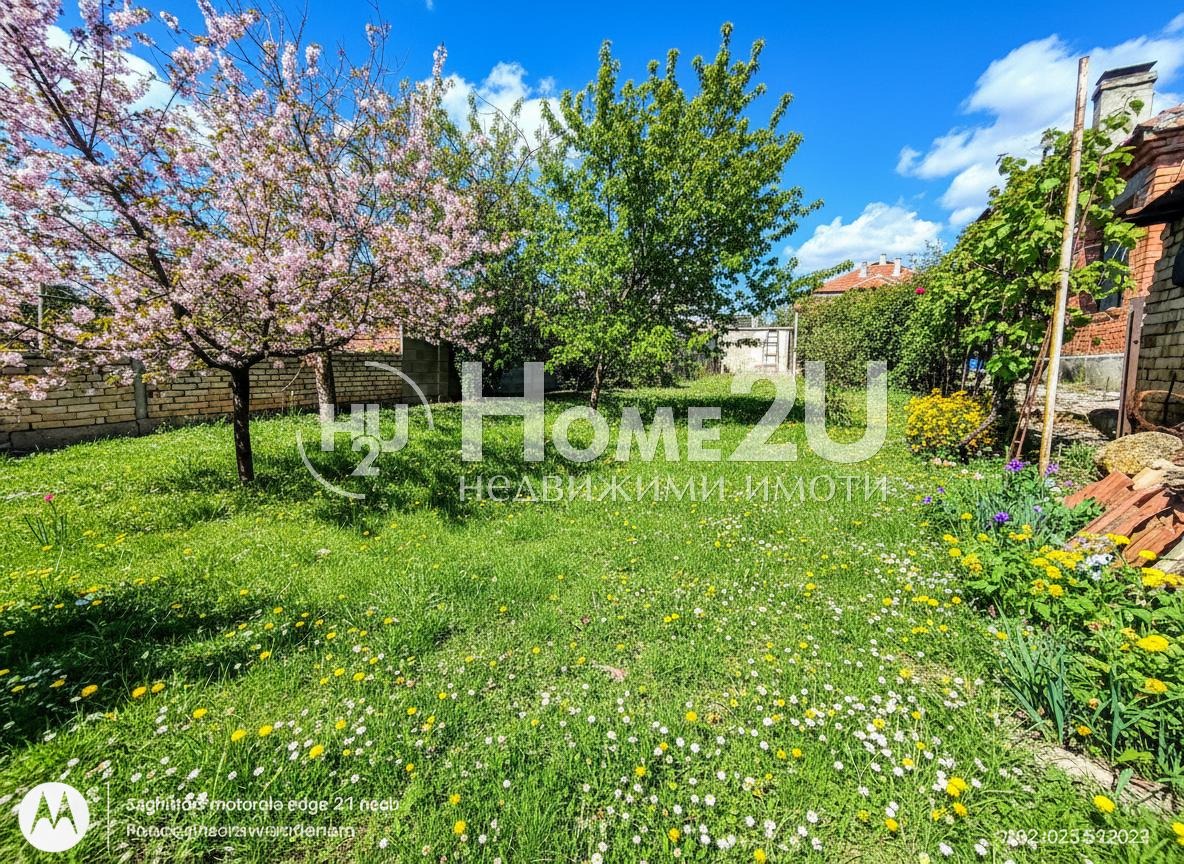 Продава КЪЩА, гр. Аксаково, област Варна, снимка 2 - Къщи - 53602137