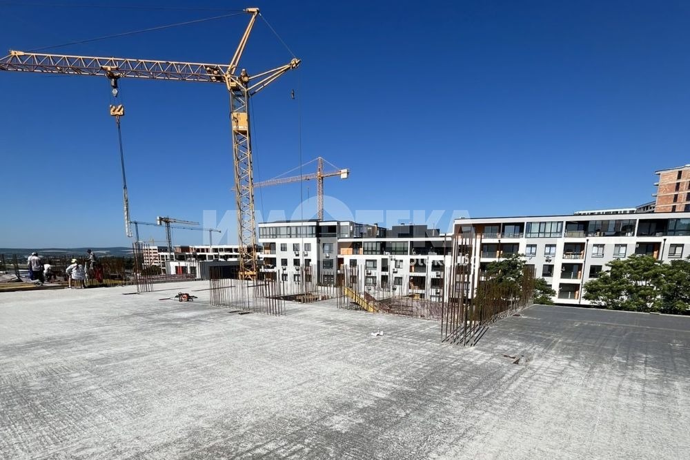 Продава ГАРАЖ, ПАРКОМЯСТО, гр. Варна, Владислав Варненчик 1