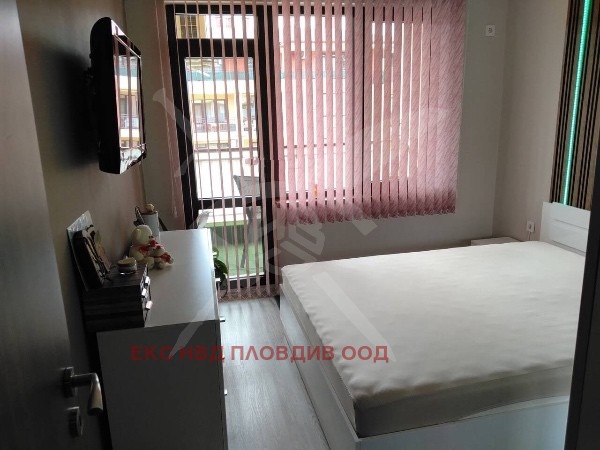 Продава 2-СТАЕН, гр. Пловдив, Остромила, снимка 3 - Апартаменти - 54557775