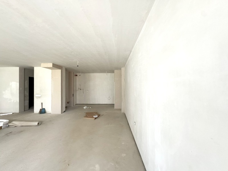 De vânzare  2 dormitoare Sofia , Dârvenița , 106 mp | 46556555 - imagine [2]