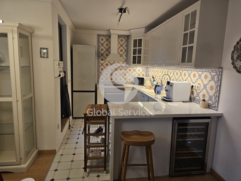 Продава 4-СТАЕН, гр. София, Лозенец, снимка 3 - Апартаменти - 52536484