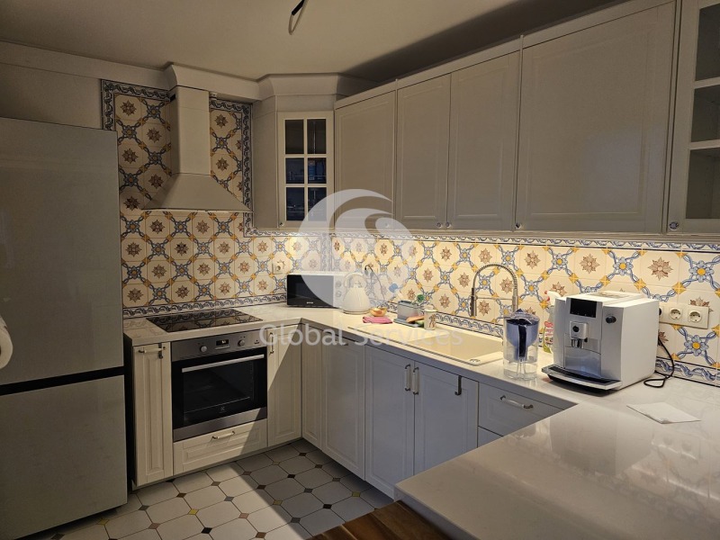 Продава 4-СТАЕН, гр. София, Лозенец, снимка 4 - Апартаменти - 52536484