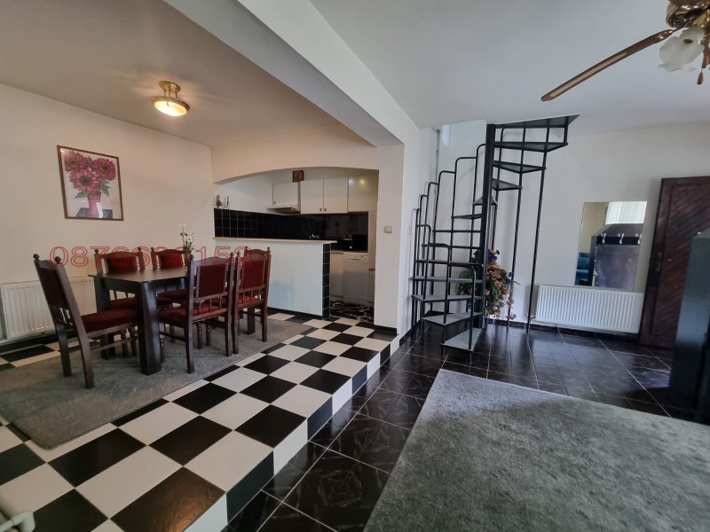 Продава КЪЩА, гр. Монтана, Идеален център, снимка 6 - Къщи - 52780383