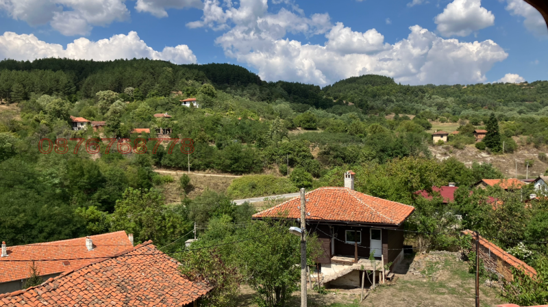 Продава  Къща, област Пазарджик, с. Оборище • 35 000 EUR • ID 55938559 — holmes.bg - [1] 