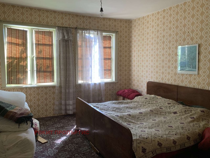 Продава  Къща област Ловеч , с. Черни Вит , 200 кв.м | 58112367 - изображение [5]