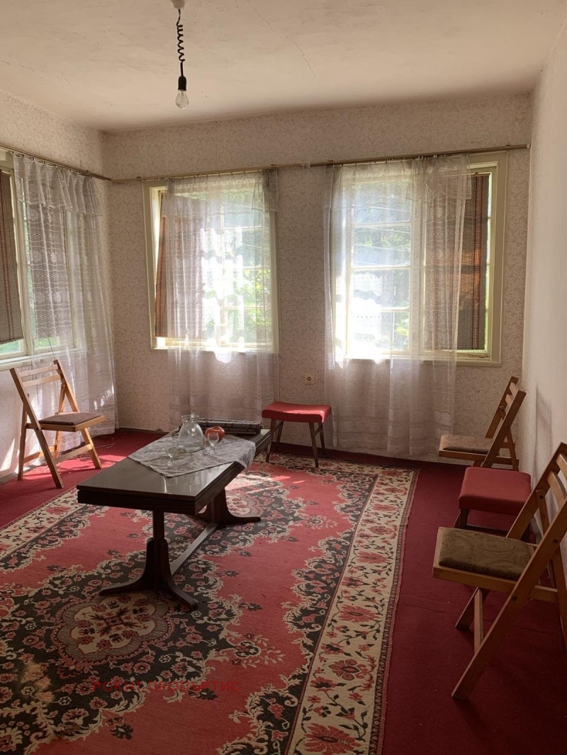 Продава  Къща област Ловеч , с. Черни Вит , 200 кв.м | 58112367 - изображение [4]