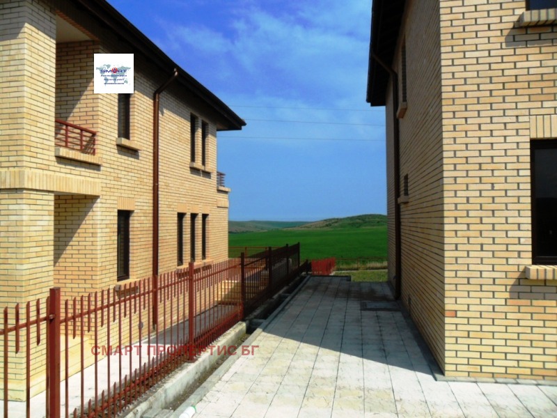 Продава КЪЩА, с. Александрово, област Бургас, снимка 2 - Къщи - 53522579