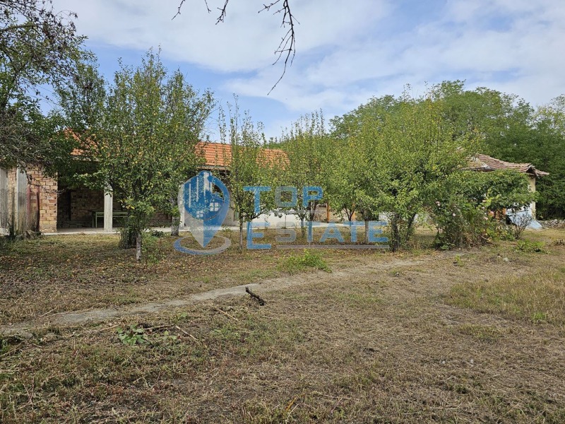 Продава КЪЩА, с. Хотница, област Велико Търново, снимка 2 - Къщи - 53564016