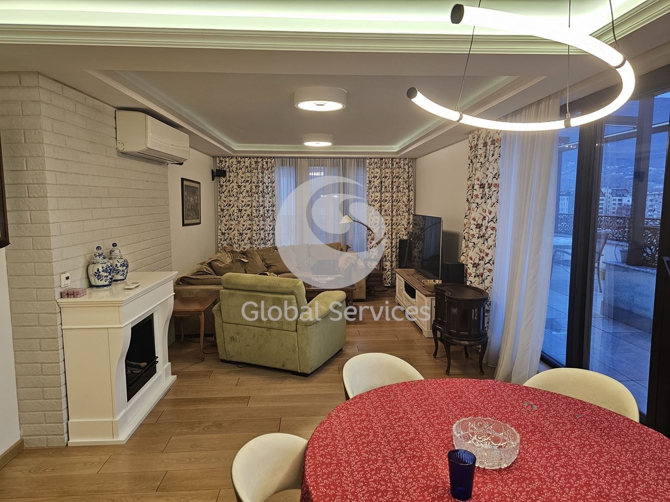 Продава 4-СТАЕН, гр. София, Лозенец, снимка 2 - Апартаменти - 52536484