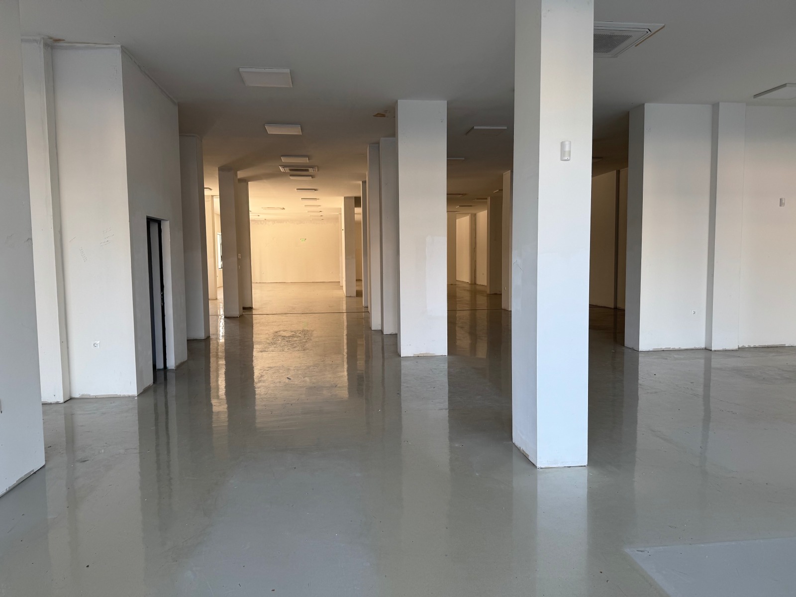 Продава МАГАЗИН, гр. Пловдив, Център, снимка 6 - Магазини - 50079683