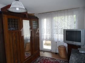 Haus Nowi han, region Sofia 8