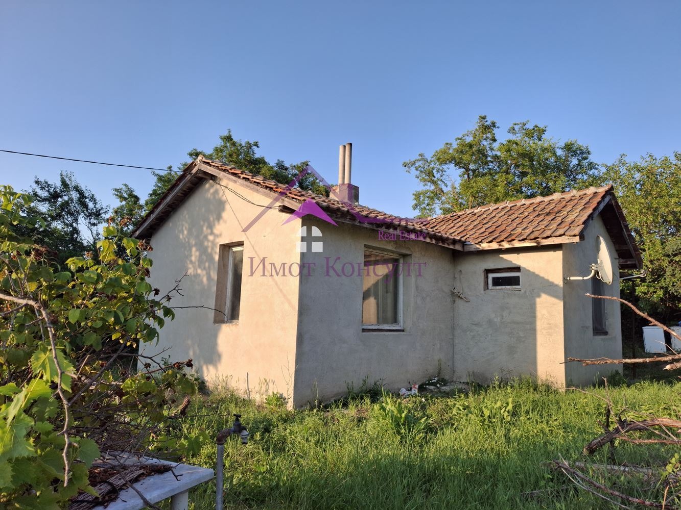Продава КЪЩА, с. Китка, област Варна