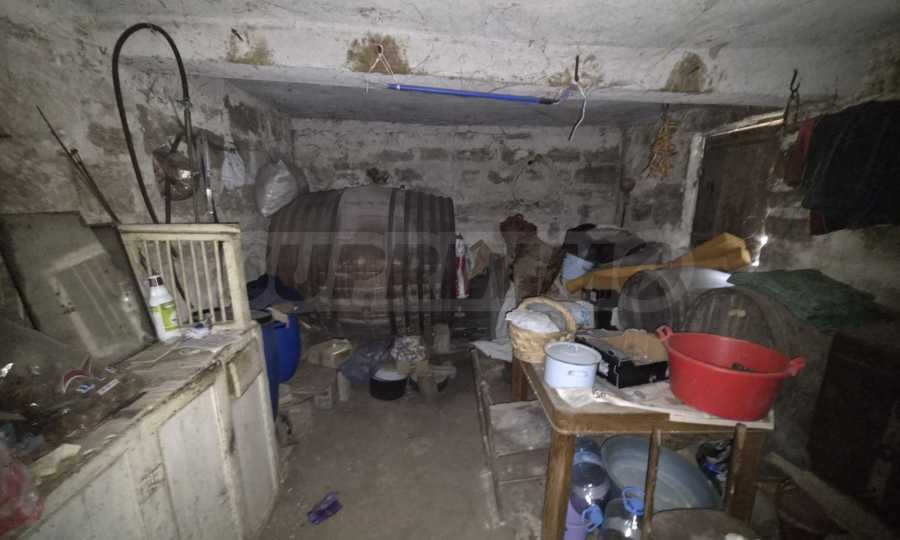 Продава КЪЩА, с. Каленик, област Видин, снимка 11 - Къщи - 56105268