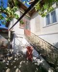 Продава КЪЩА, с. Гелеменово, област Пазарджик, снимка 2