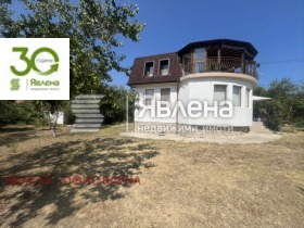 Maison m-t Dolna Traka, Varna