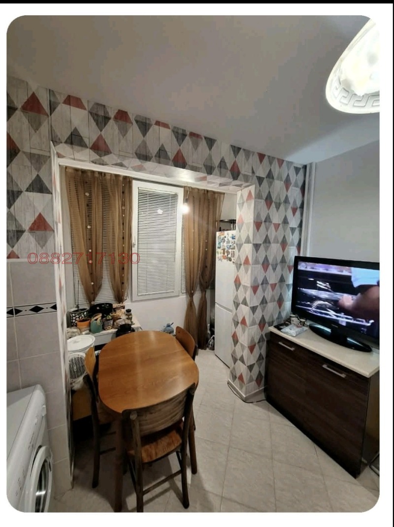 Продава 1-СТАЕН, гр. София, Люлин 5, снимка 2 - Апартаменти - 53179560