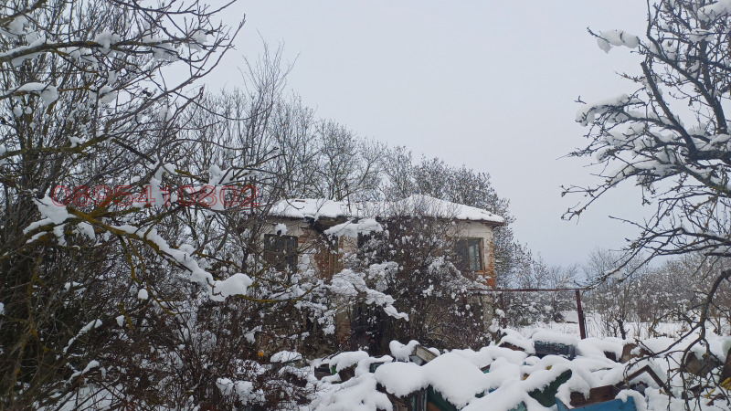 Продава КЪЩА, с. Войника, област Ямбол