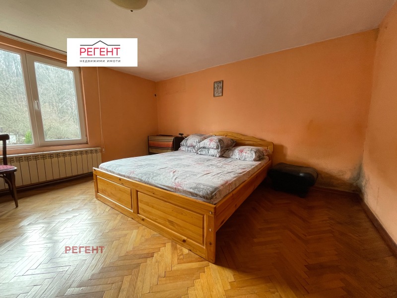 Продава КЪЩА, гр. Габрово, Бойката, снимка 2 - Къщи - 52712782