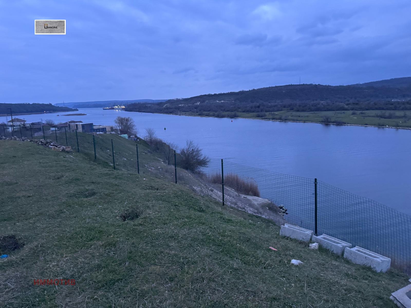 Продава ПАРЦЕЛ, с. Страшимирово, област Варна