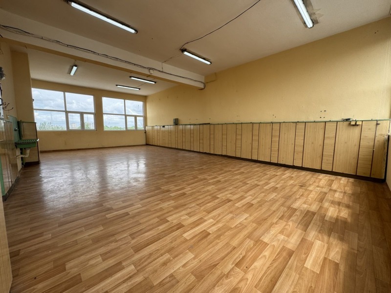 Продава ПРОМ. ПОМЕЩЕНИЕ в град Русе, Родина 1 - 545 кв.м / 360 900 € » 705 859.05 лв., РЕМАКС РИВЪР ЕСТЕЙТ