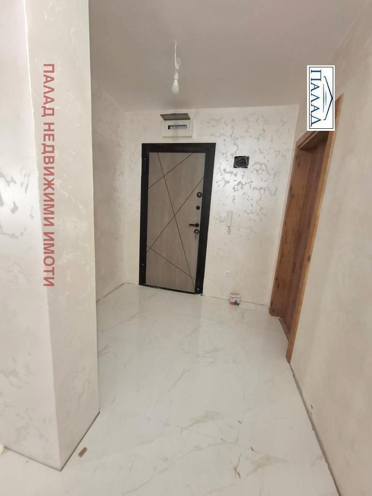 Продава  3-стаен град Варна , Център , 76 кв.м | 90071914