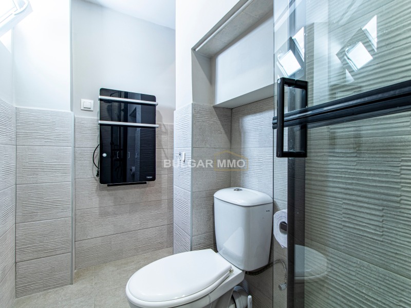 Продава 3-СТАЕН, гр. София, Център, снимка 12 - Апартаменти - 53147012