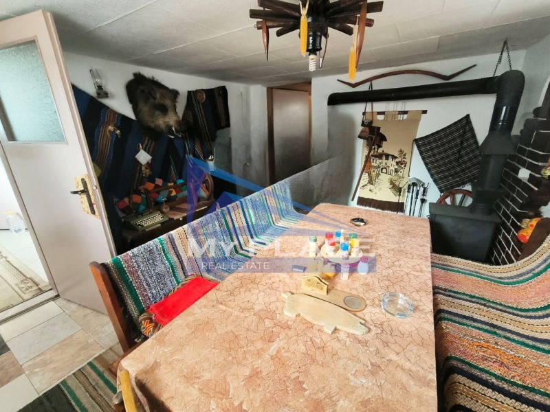 Продава КЪЩА, с. Хан Крум, област Шумен, снимка 10 - Къщи - 52194037