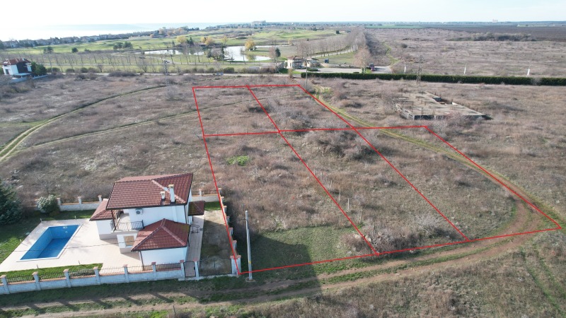 Продава ПАРЦЕЛ в област Добрич, с. Топола - 3610 кв.м / 75 000 € » 146 687.25 лв., БЪЛГЕРИАН ПРОПЕРТИС