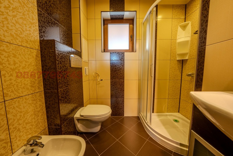 Продава 3-СТАЕН, гр. Велико Търново, Център, снимка 3 - Апартаменти - 53384834