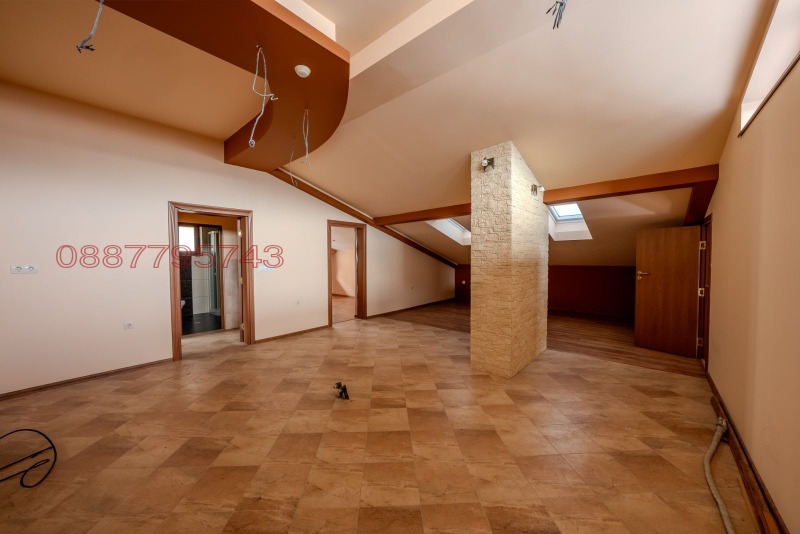 Продава 3-СТАЕН, гр. Велико Търново, Център, снимка 11 - Апартаменти - 53384834