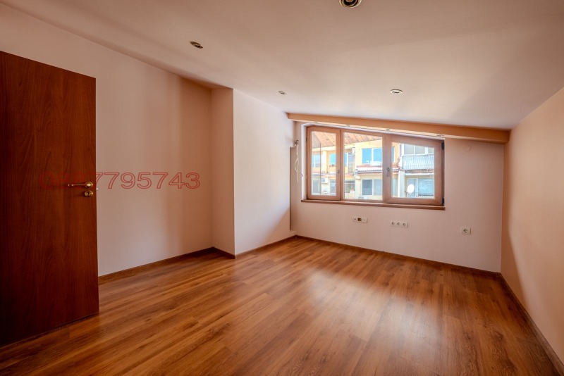 Продава 3-СТАЕН, гр. Велико Търново, Център, снимка 13 - Апартаменти - 53384834