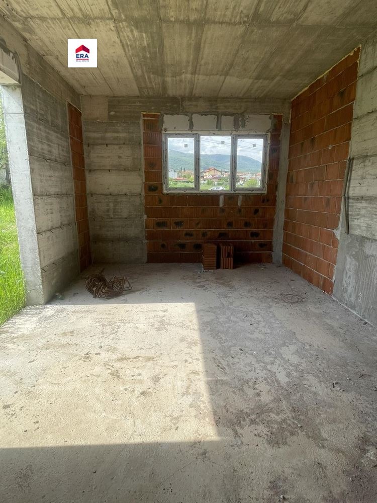 Продава 4-СТАЕН, с. Белащица, област Пловдив