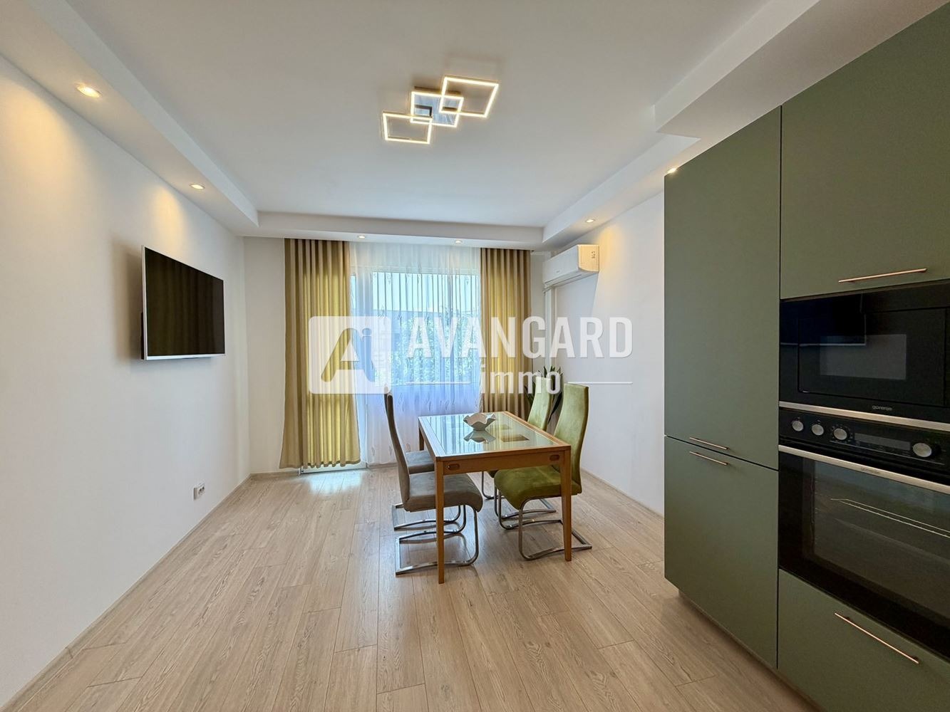 Продава 3-СТАЕН, гр. Варна, Левски 1