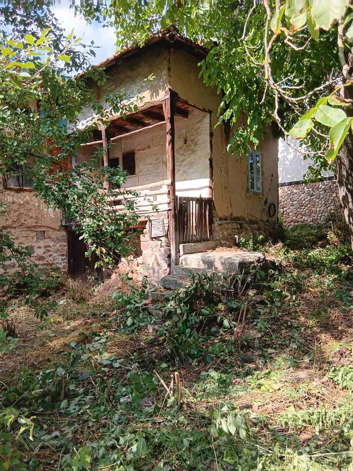 Продава КЪЩА, гр. София, с. Долни Пасарел