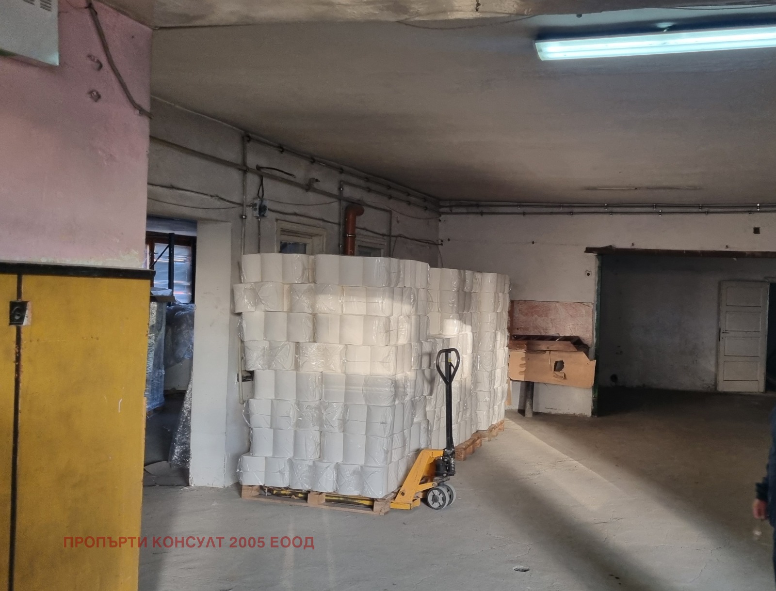 Продава ПРОМ. ПОМЕЩЕНИЕ, с. Продановци, област София област, снимка 3 - Производствени сгради - 52330685