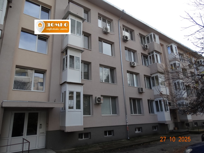 Продава 3-СТАЕН в град Пазарджик, Идеален център - 92 кв.м / 99 000 € » 193 627.17 лв., ДОМКО