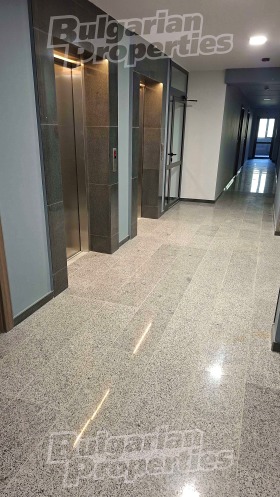2 makuuhuonetta Briz, Varna 15