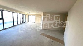 2 makuuhuonetta Briz, Varna 7