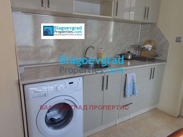 Продава 3-СТАЕН, гр. Благоевград, Широк център, снимка 2 - Апартаменти - 55176787